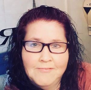 Meet your Posher, Edna